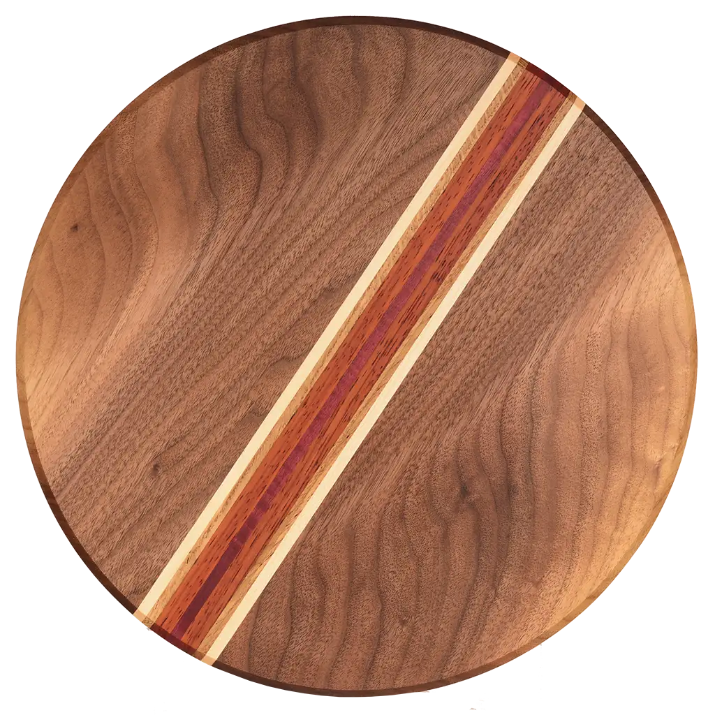 Serverings bræt af valnød med stribe.